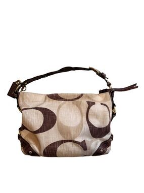 Coach Signature Shoulder Bag